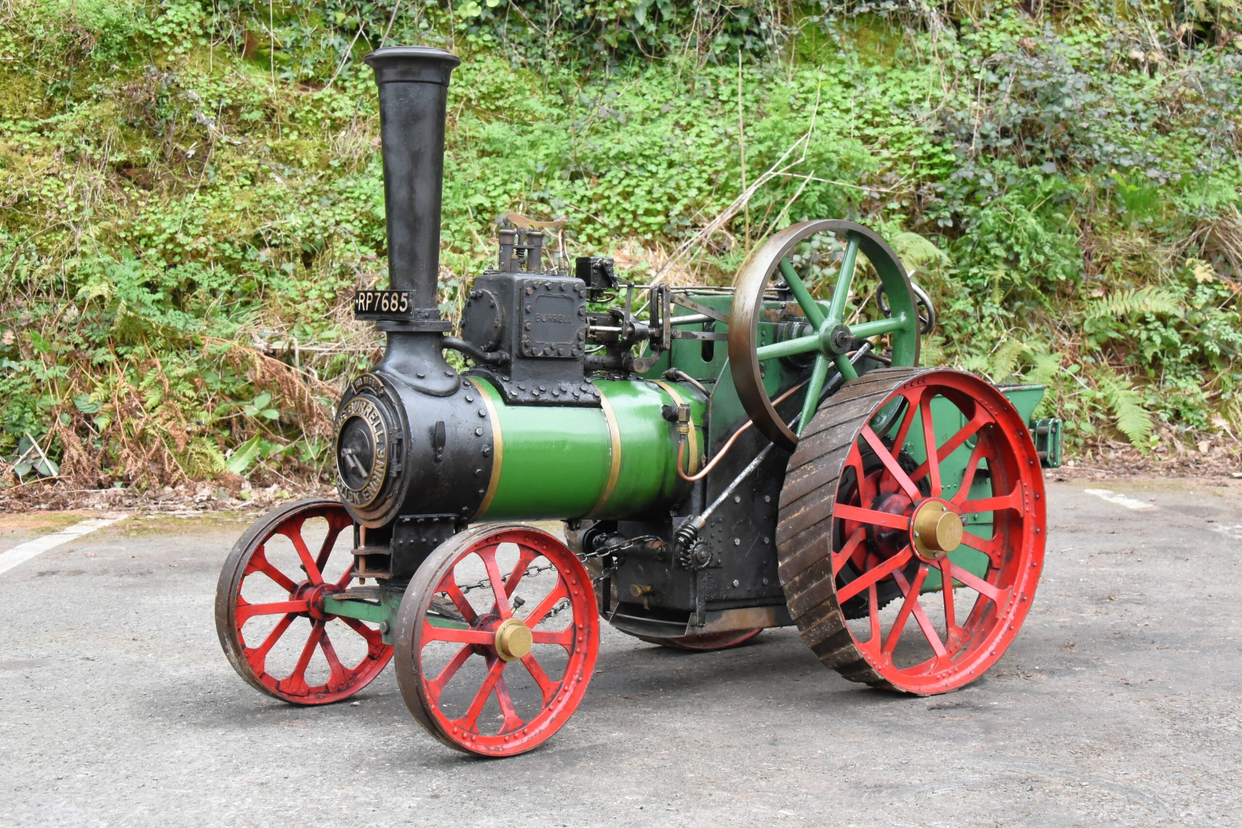 3-scale-burrell-traction-engine-s3609-berrybrook-steam-classics